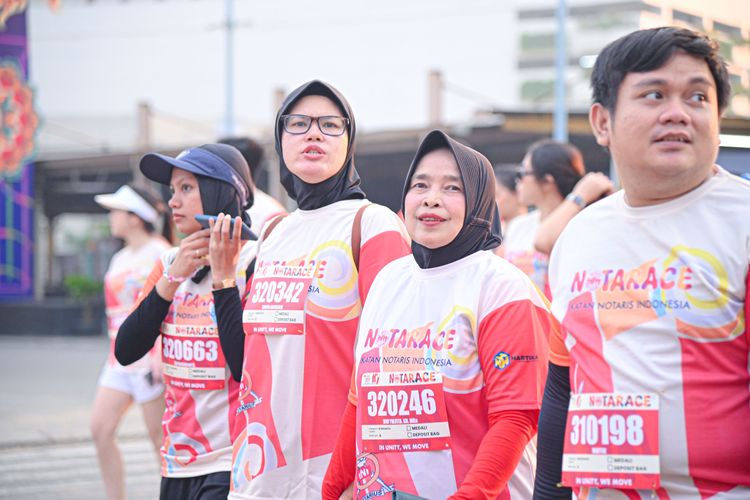 Race photo from NOTARACE 2025