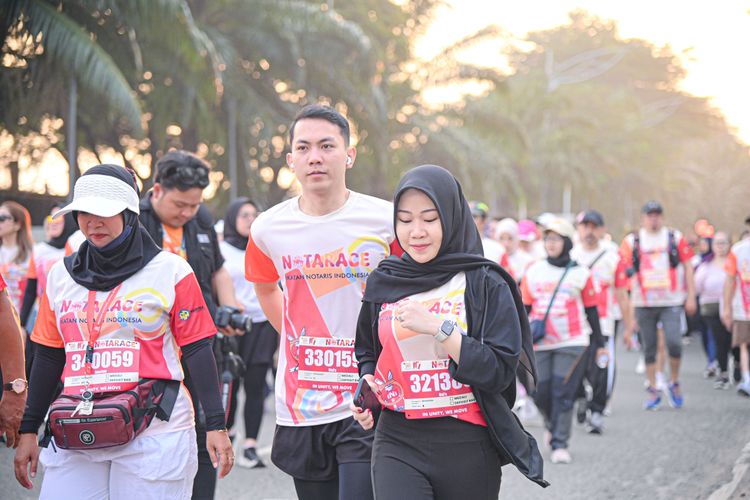 Race photo from NOTARACE 2025
