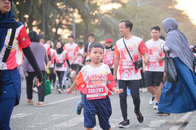 Race photo from NOTARACE 2025