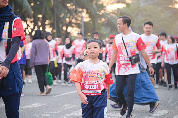 Race photo from NOTARACE 2025