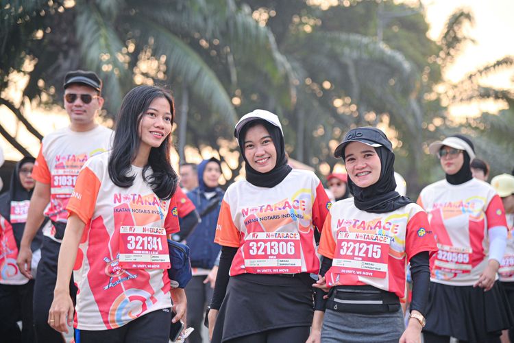 Race photo from NOTARACE 2025