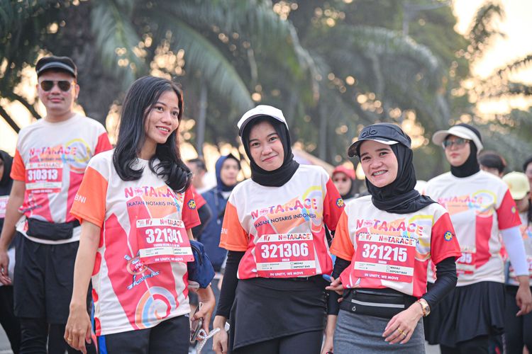Race photo from NOTARACE 2025
