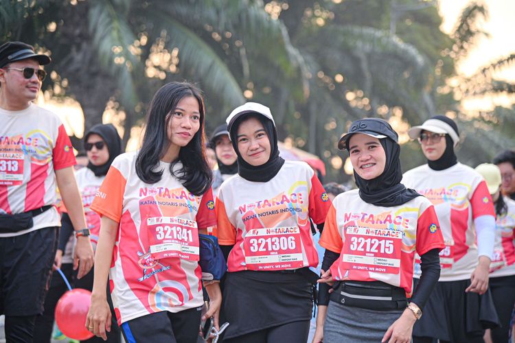 Race photo from NOTARACE 2025