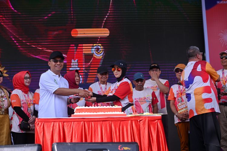 Race photo from NOTARACE 2025