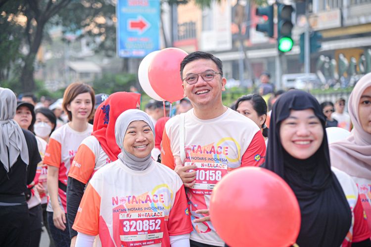 Race photo from NOTARACE 2025