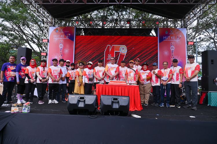 Race photo from NOTARACE 2025