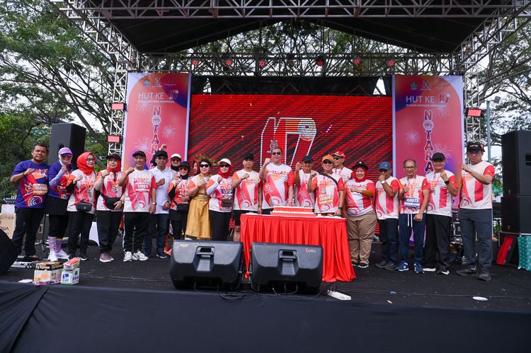 Race photo from NOTARACE 2025