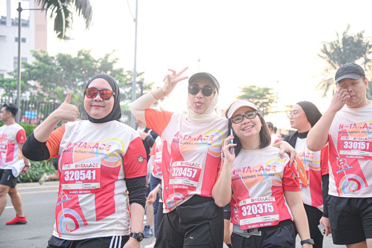 Race photo from NOTARACE 2025