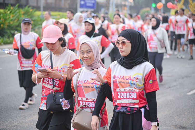 Race photo from NOTARACE 2025