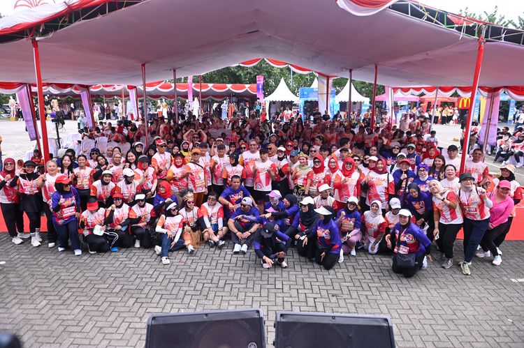 Race photo from NOTARACE 2025
