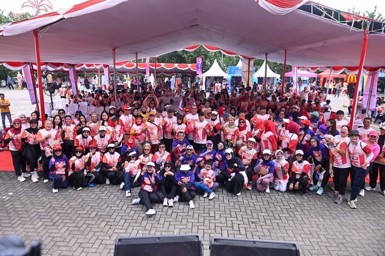Race photo from NOTARACE 2025