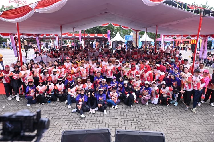 Race photo from NOTARACE 2025