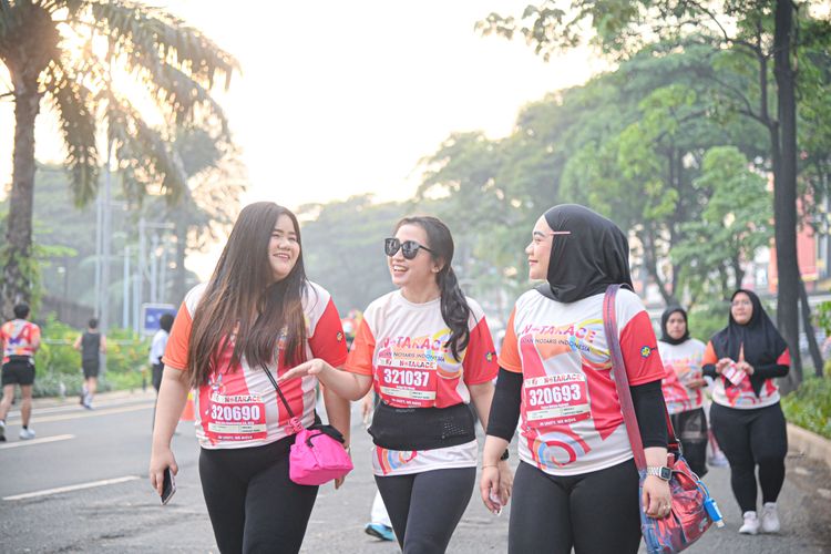 Race photo from NOTARACE 2025