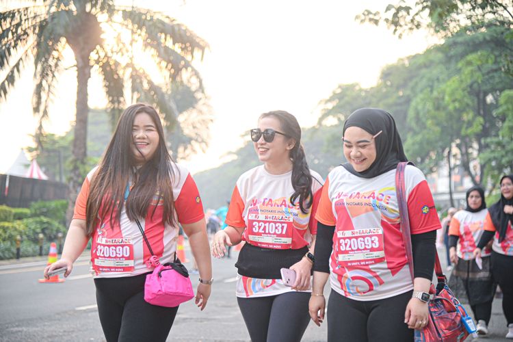 Race photo from NOTARACE 2025