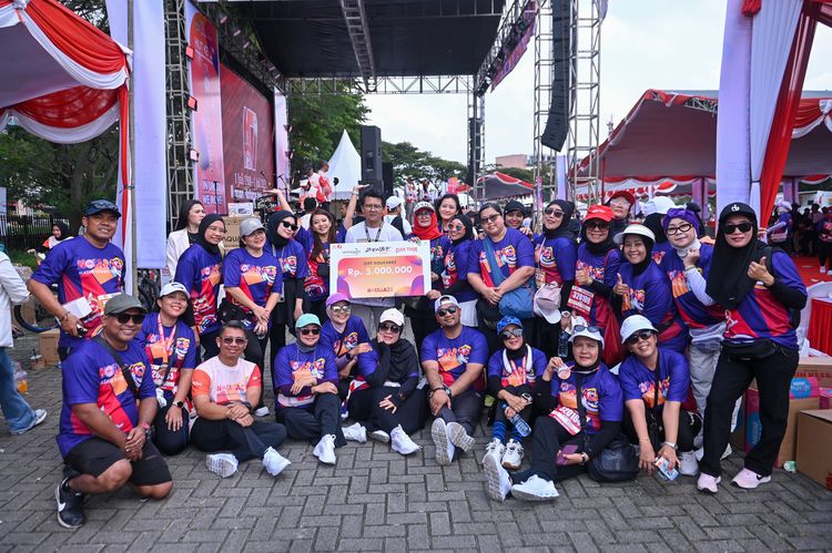 Race photo from NOTARACE 2025