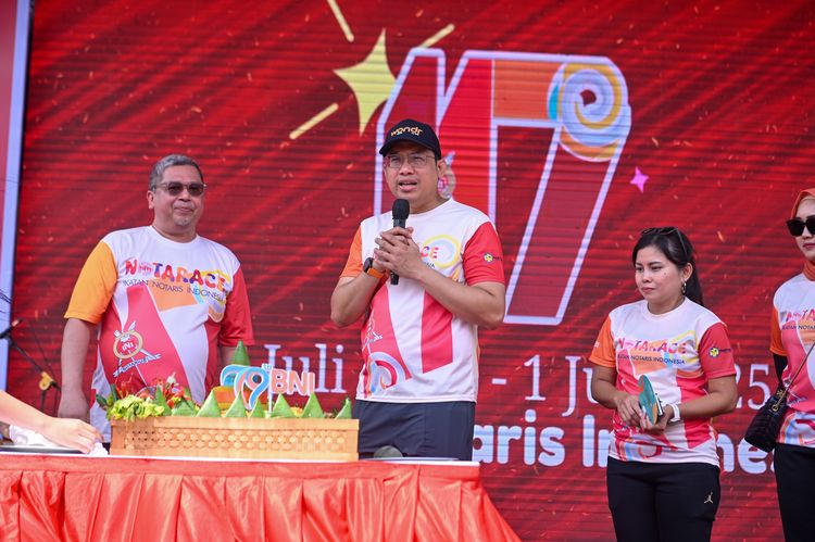 Race photo from NOTARACE 2025