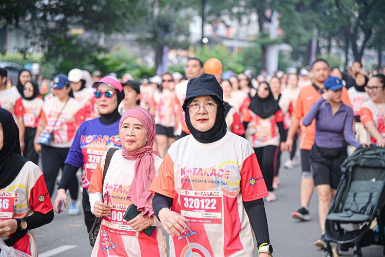 Race photo from NOTARACE 2025