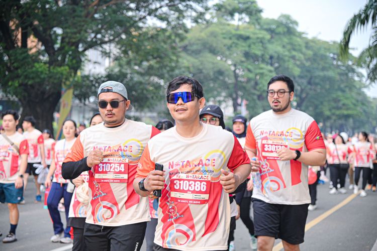Race photo from NOTARACE 2025