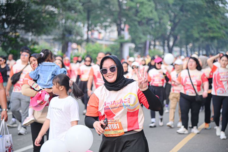 Race photo from NOTARACE 2025