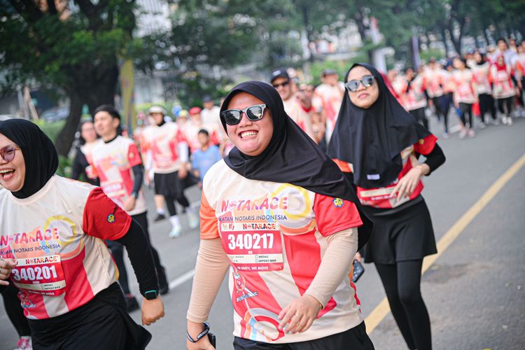 Race photo from NOTARACE 2025