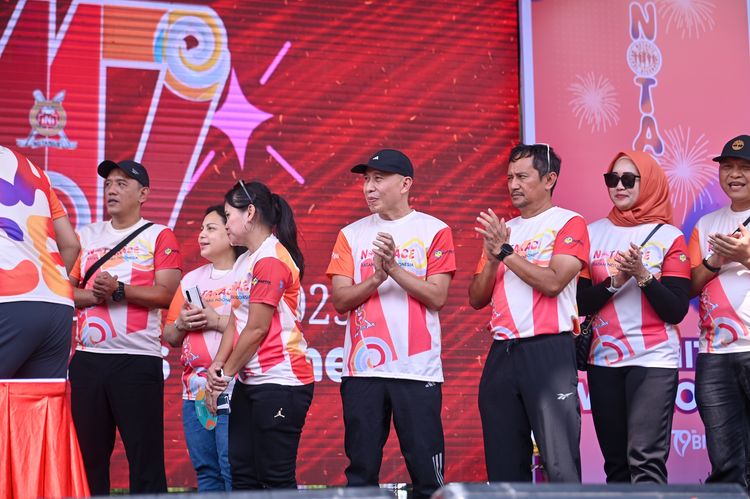Race photo from NOTARACE 2025