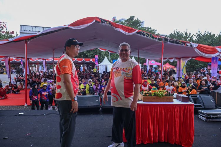Race photo from NOTARACE 2025