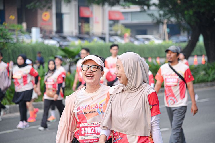 Race photo from NOTARACE 2025