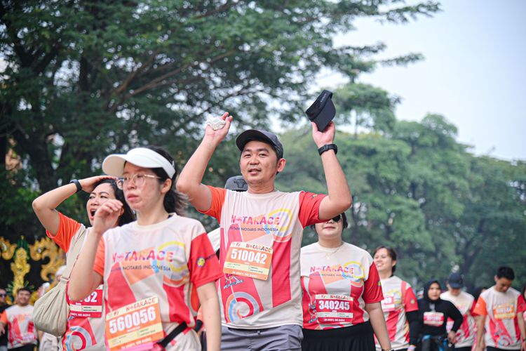 Race photo from NOTARACE 2025