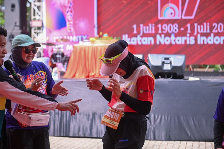 Race photo from NOTARACE 2025