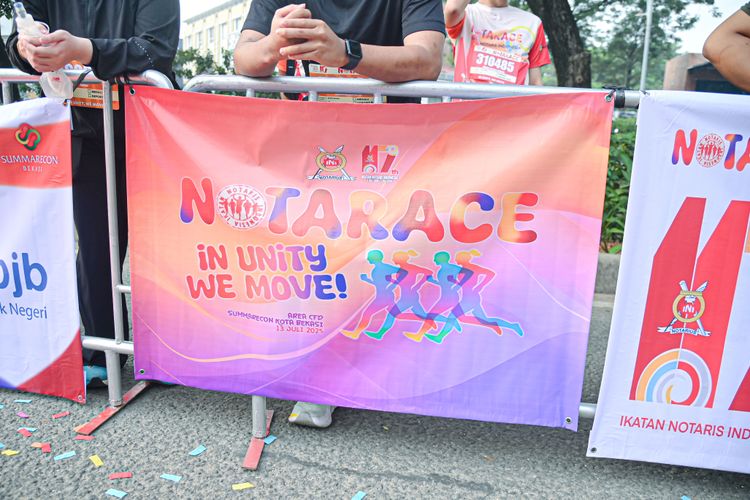 Race photo from NOTARACE 2025