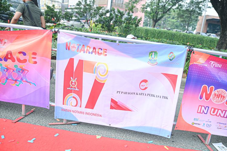 Race photo from NOTARACE 2025