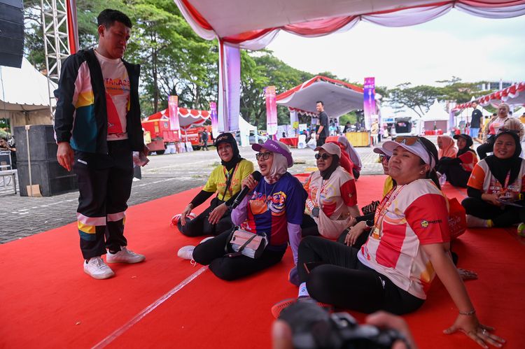 Race photo from NOTARACE 2025