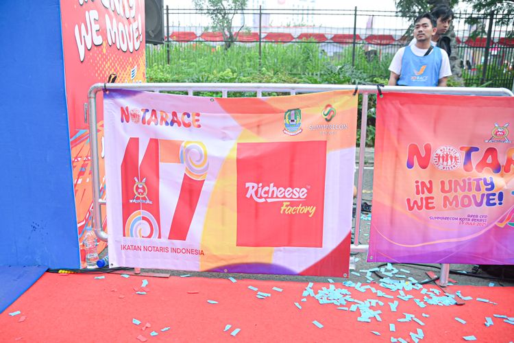 Race photo from NOTARACE 2025