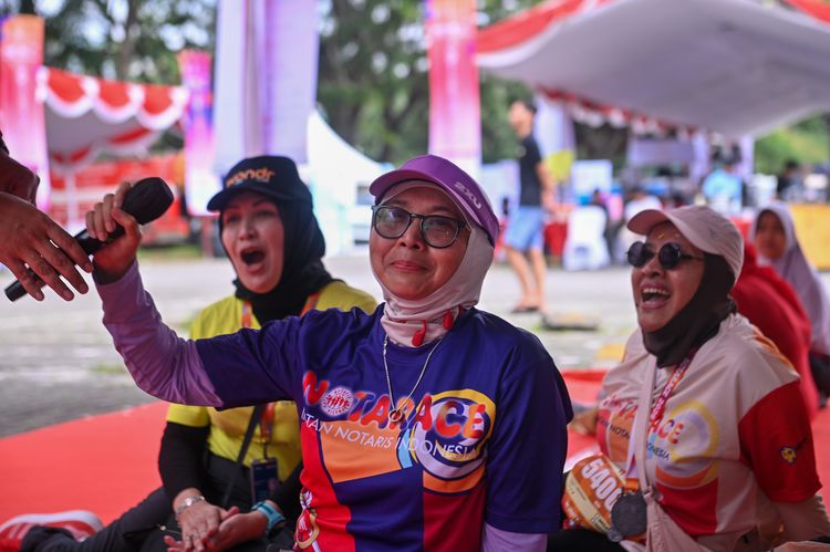 Race photo from NOTARACE 2025