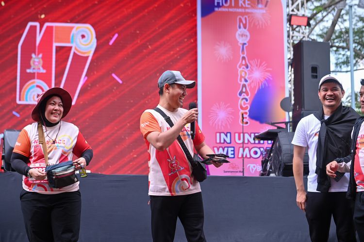 Race photo from NOTARACE 2025