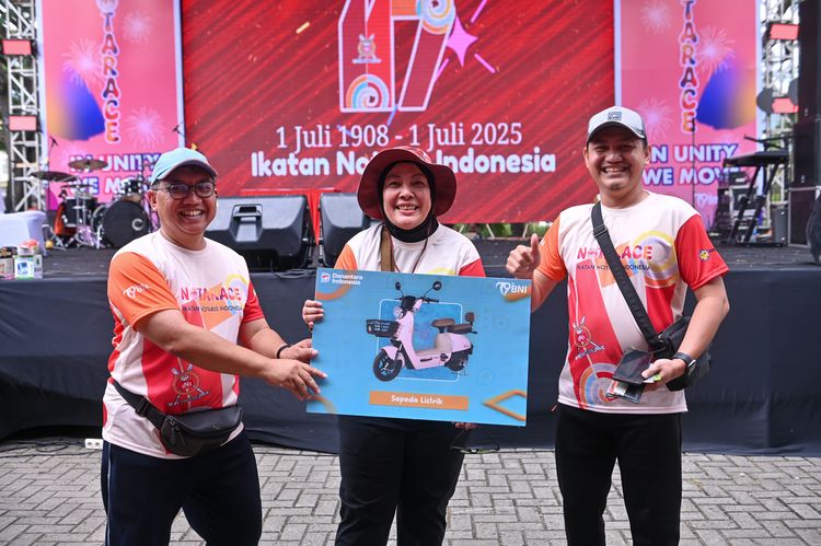 Race photo from NOTARACE 2025