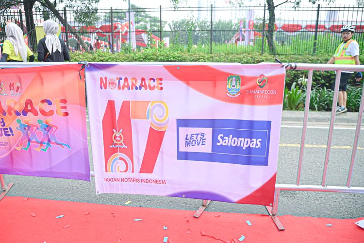 Race photo from NOTARACE 2025