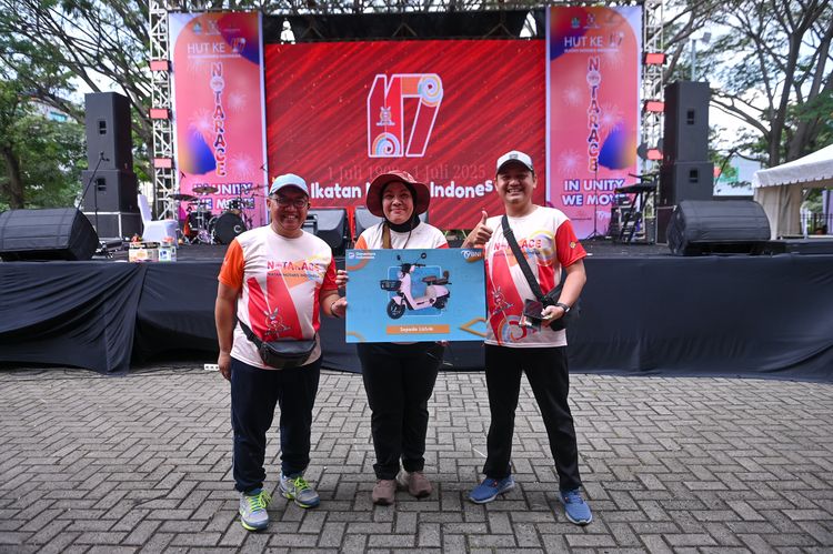 Race photo from NOTARACE 2025
