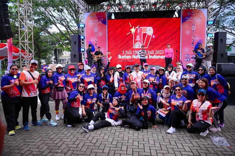 Race photo from NOTARACE 2025