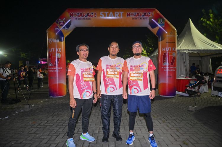 Race photo from NOTARACE 2025