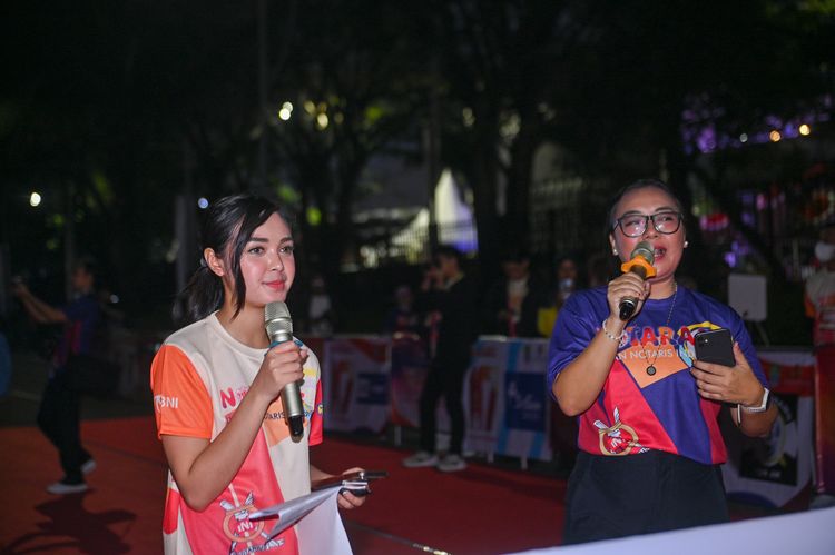 Race photo from NOTARACE 2025
