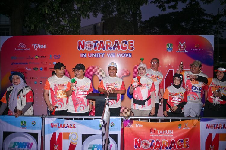 Race photo from NOTARACE 2025
