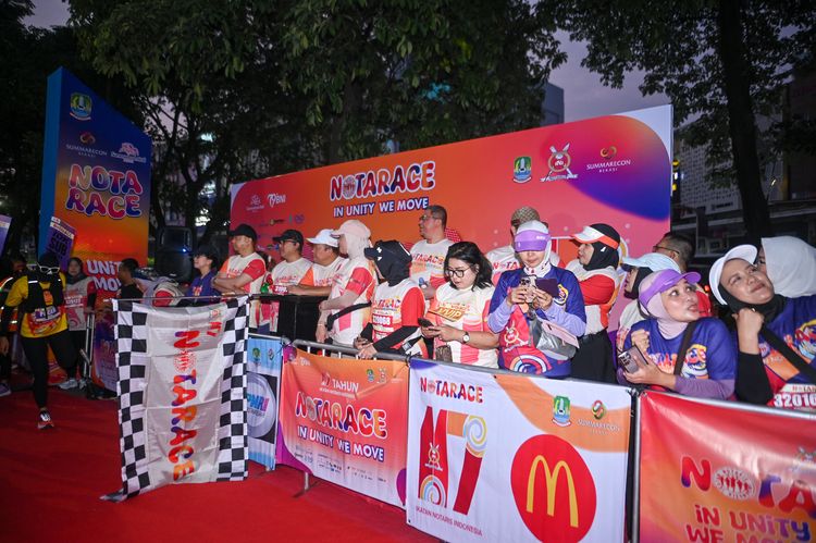 Race photo from NOTARACE 2025