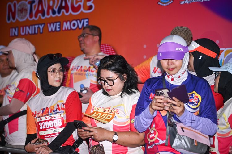 Race photo from NOTARACE 2025