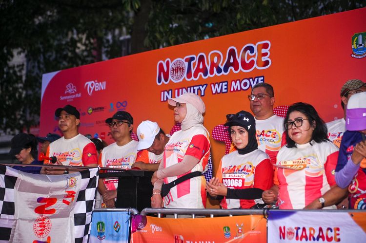 Race photo from NOTARACE 2025