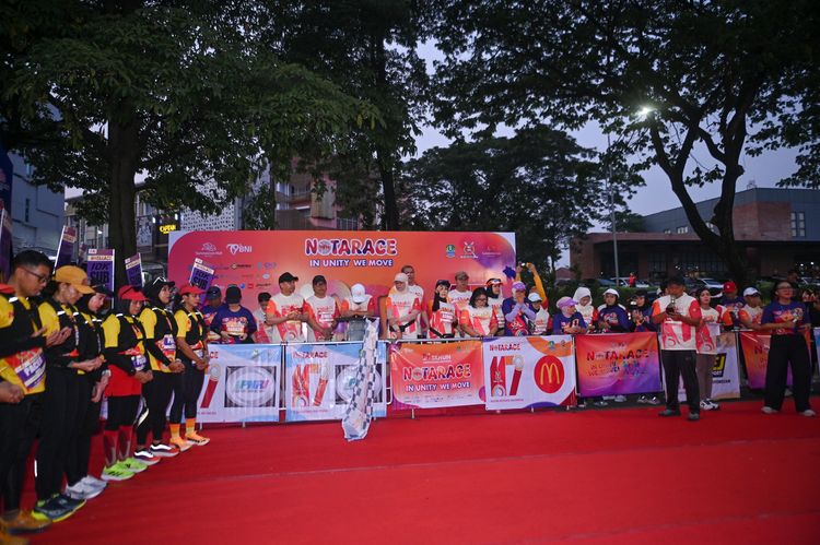 Race photo from NOTARACE 2025