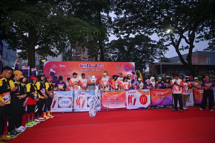 Race photo from NOTARACE 2025