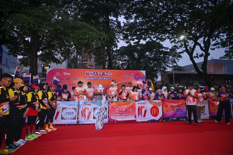 Race photo from NOTARACE 2025