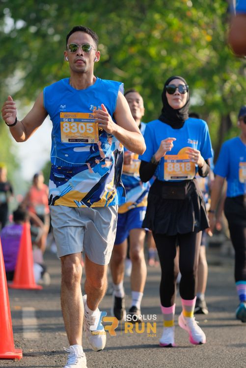 Race photo from Isoplus Run 2024 Surabaya