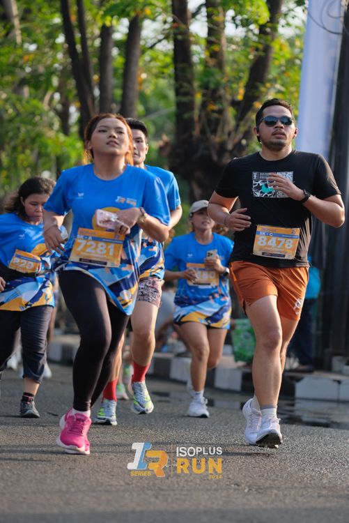 Race photo from Isoplus Run 2024 Surabaya